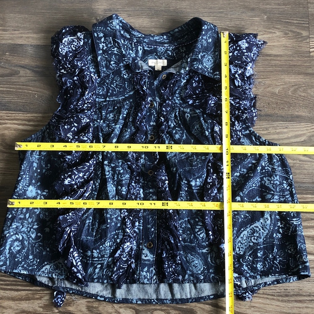 Pilcro Sleeveless Ruffle Denim Blouse Button Front Distressed Paisley - Picture 16 of 16